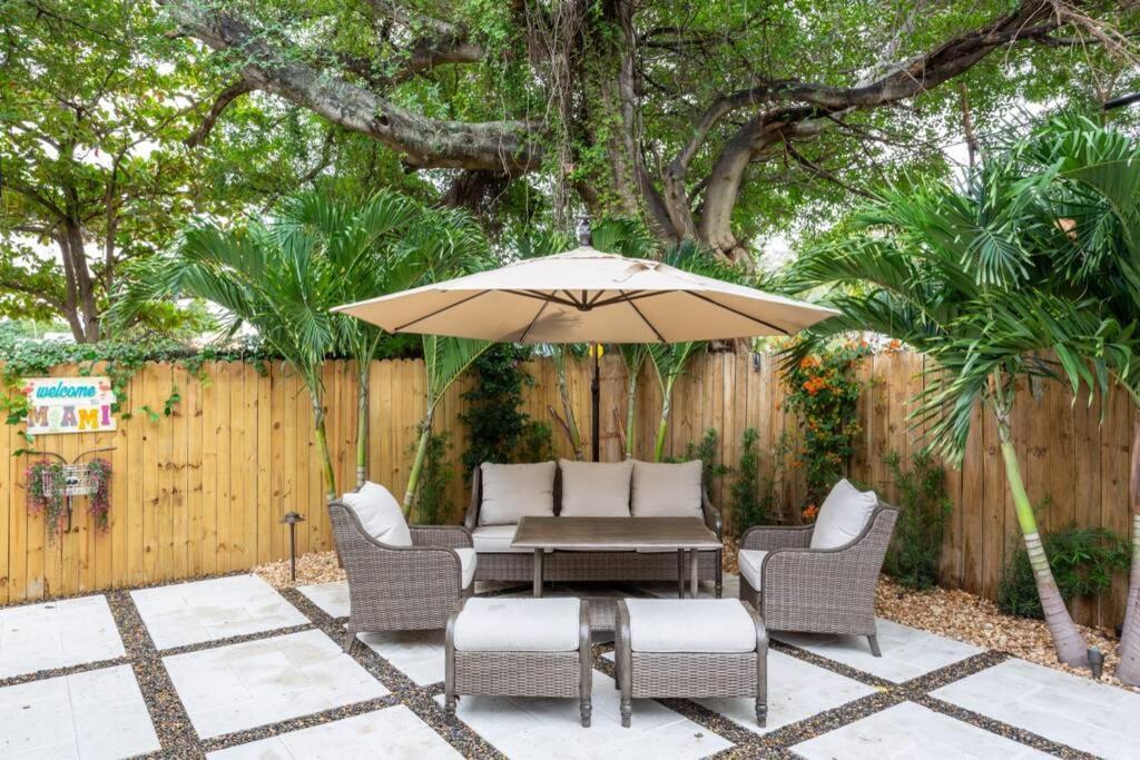 Villa Casa Madeira @ The Heart Of Miami Design District Exterior foto